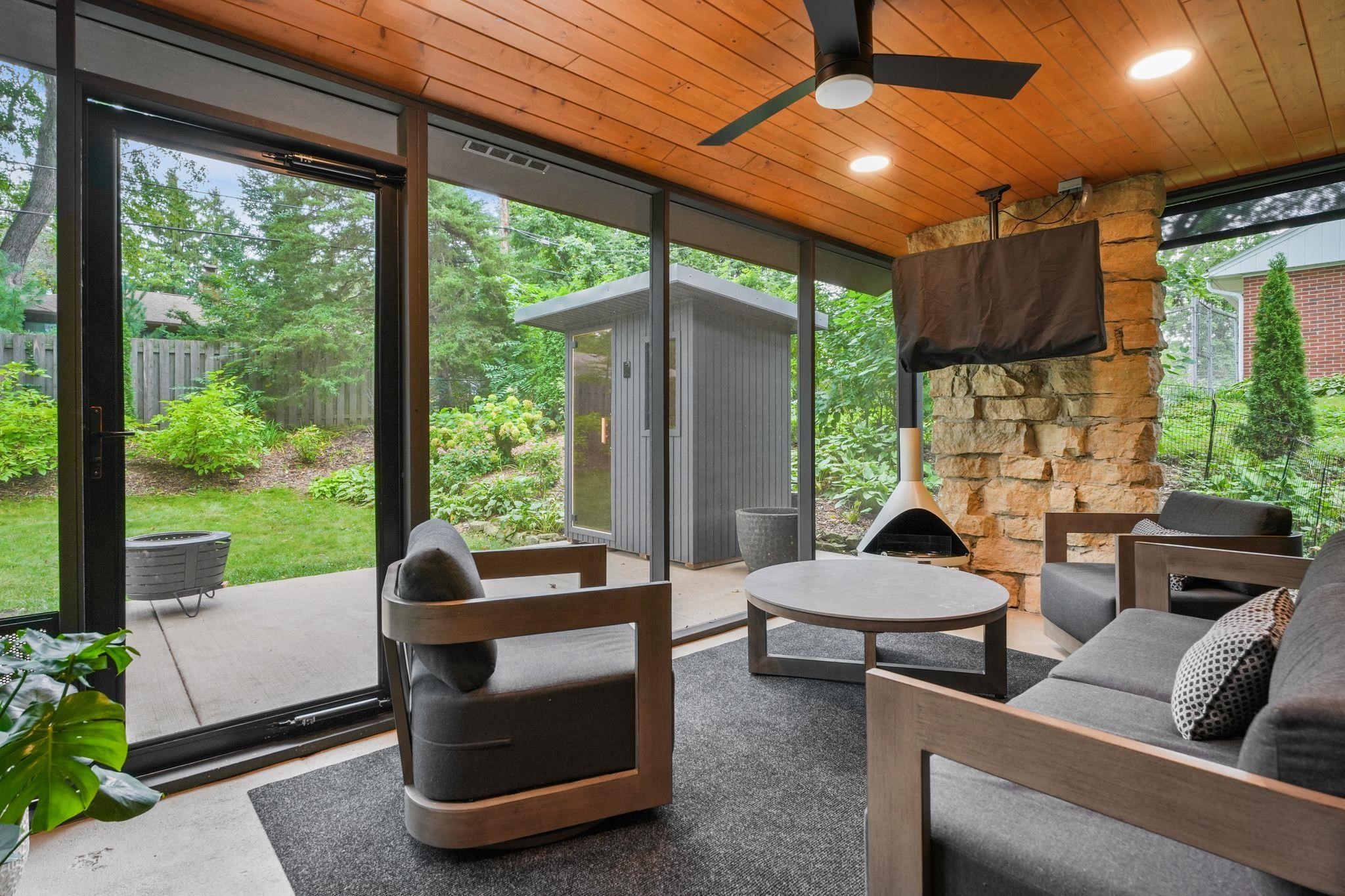 5010 Tomahawk Trail