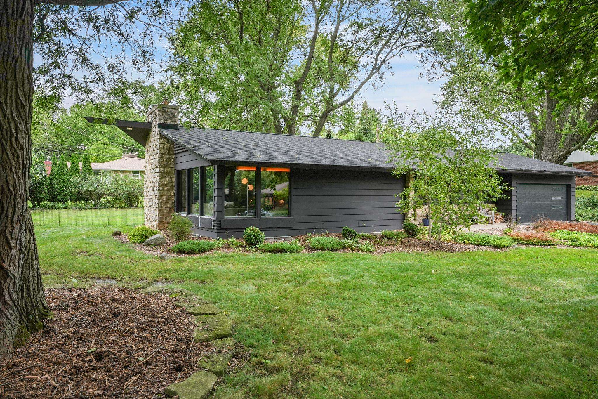 5010 Tomahawk Trail