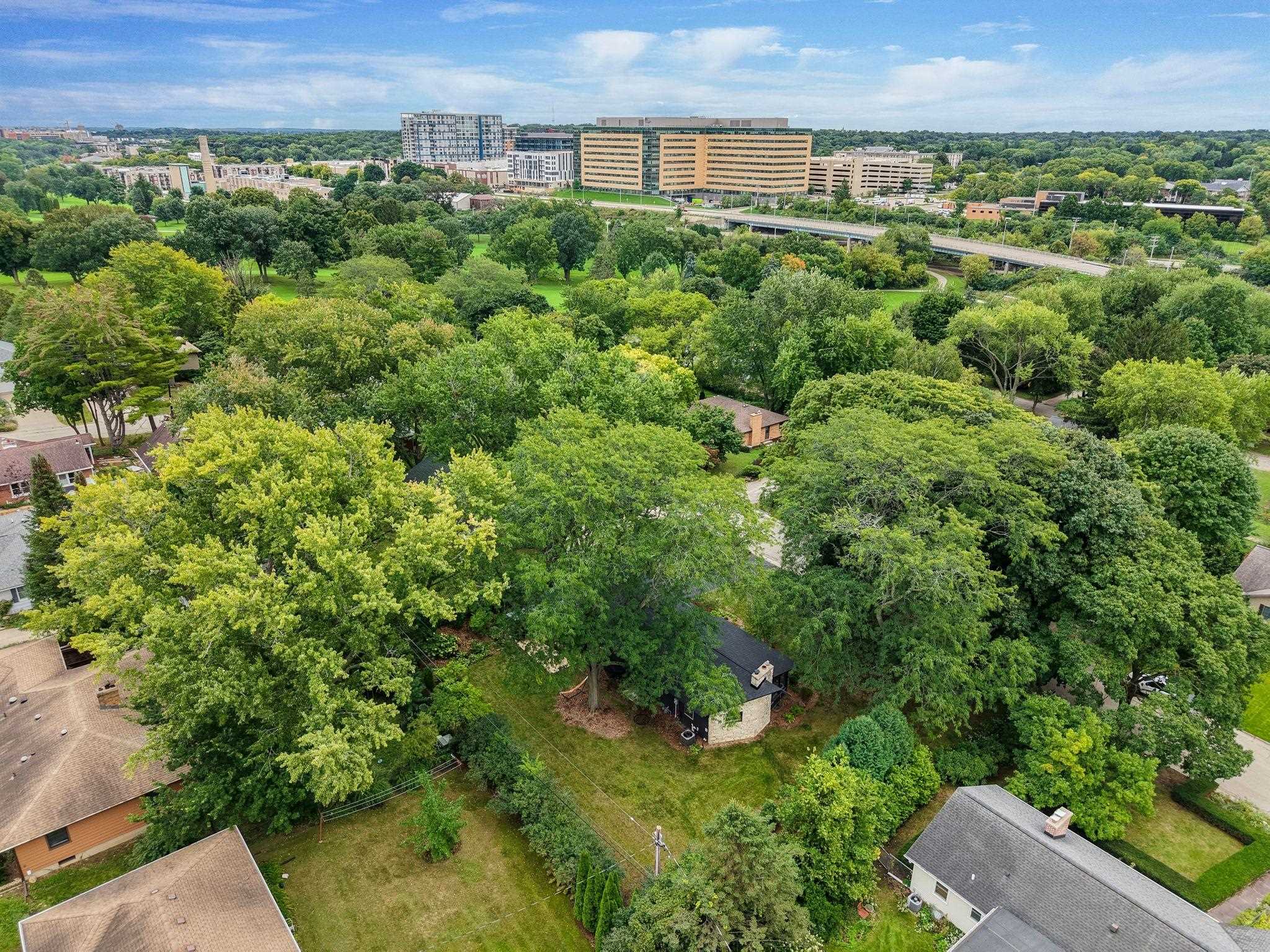 5010 Tomahawk Trail