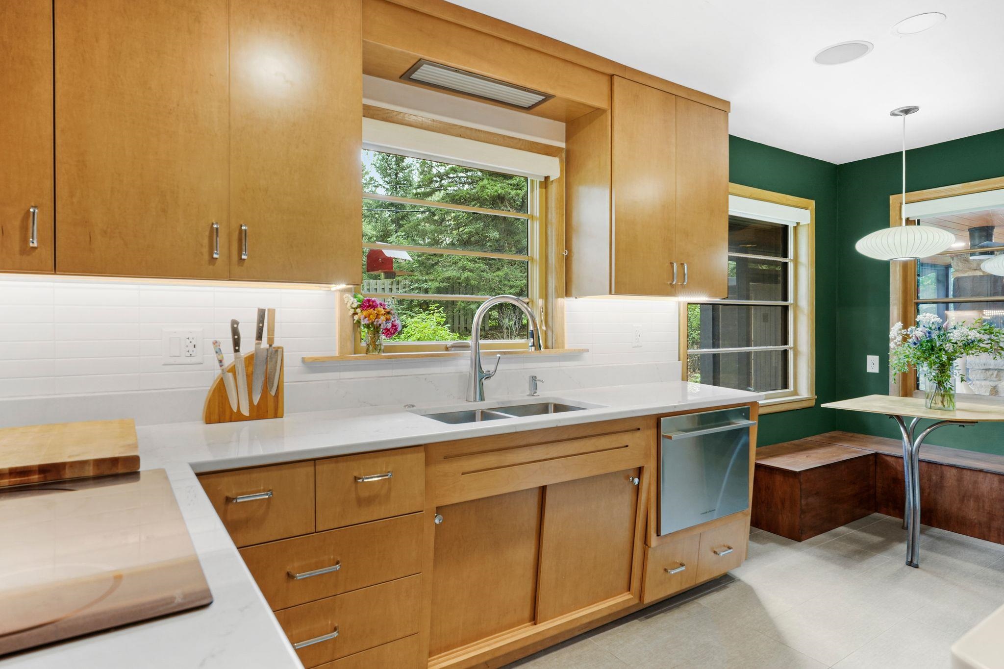 5010 Tomahawk Trail