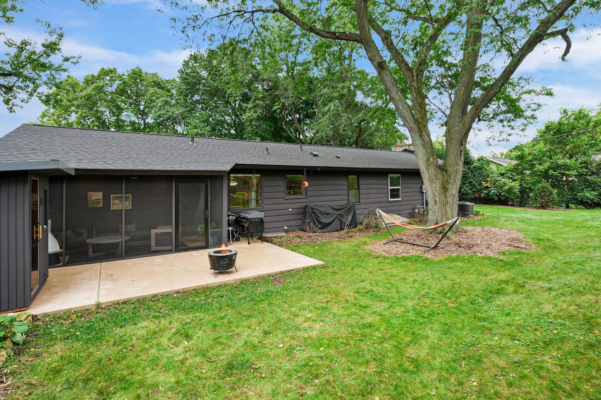 5010 Tomahawk Trail