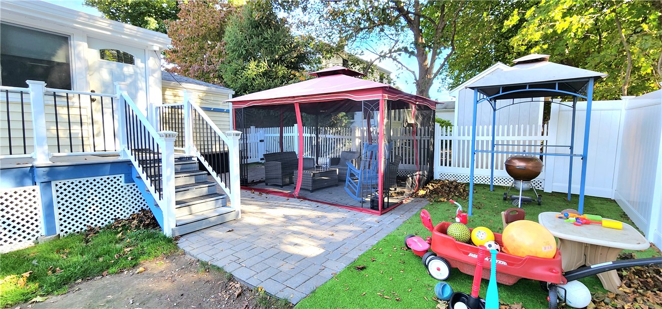 60 Notre Dame Avenue