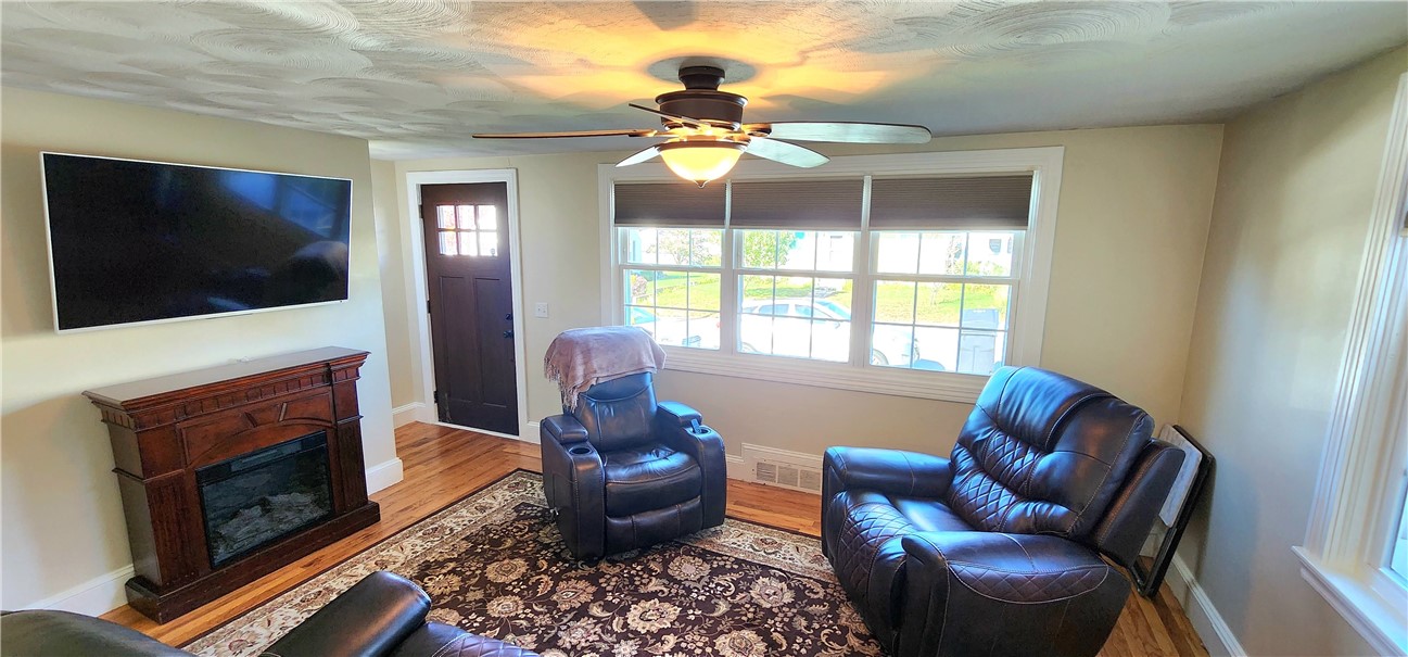 60 Notre Dame Avenue