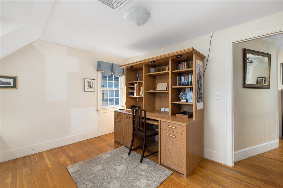 135 Canonchet Avenue