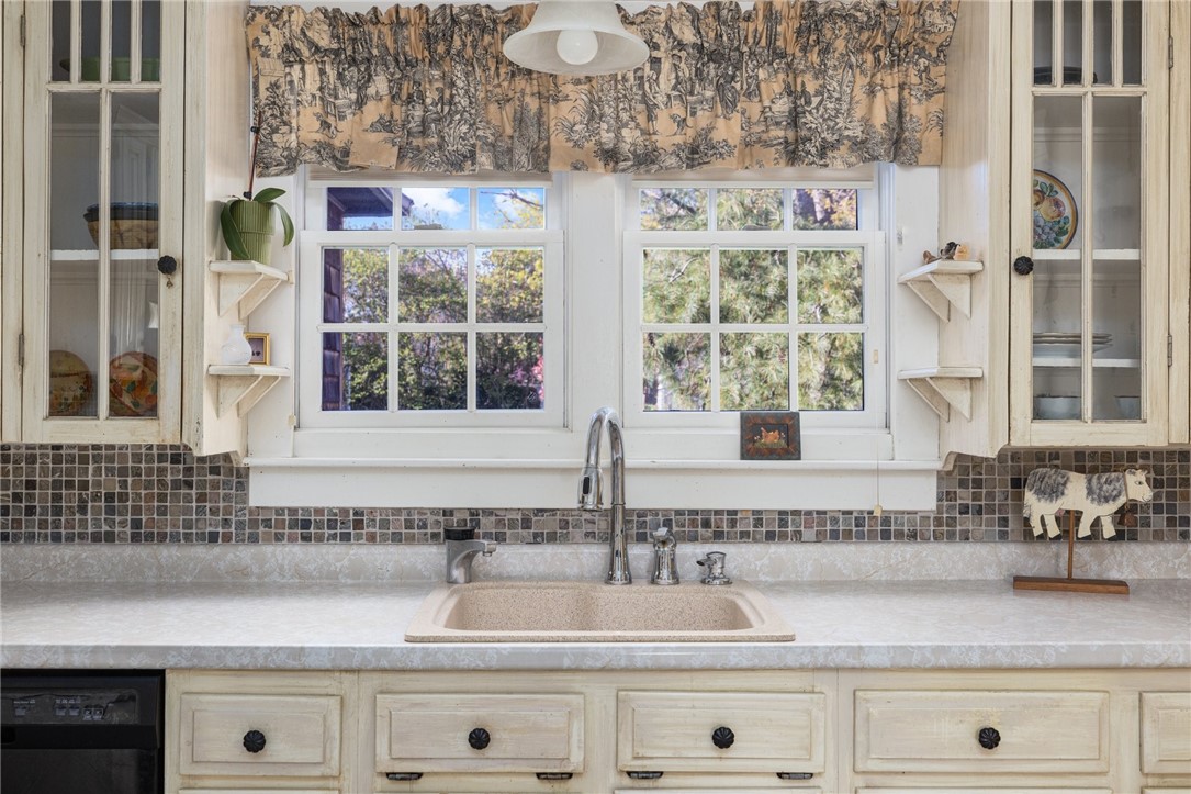 135 Canonchet Avenue