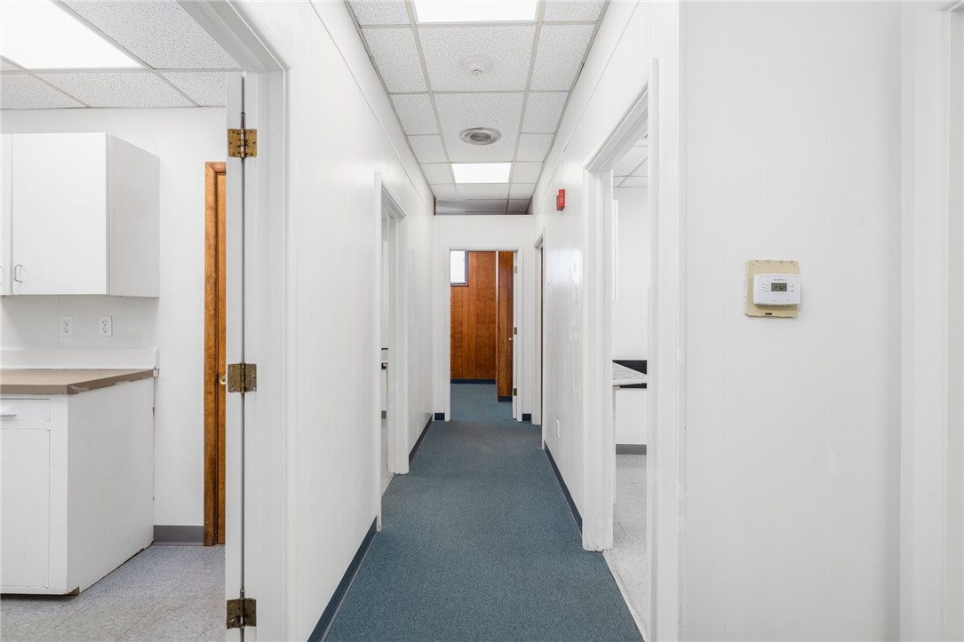 63 Eddie Dowling Highway