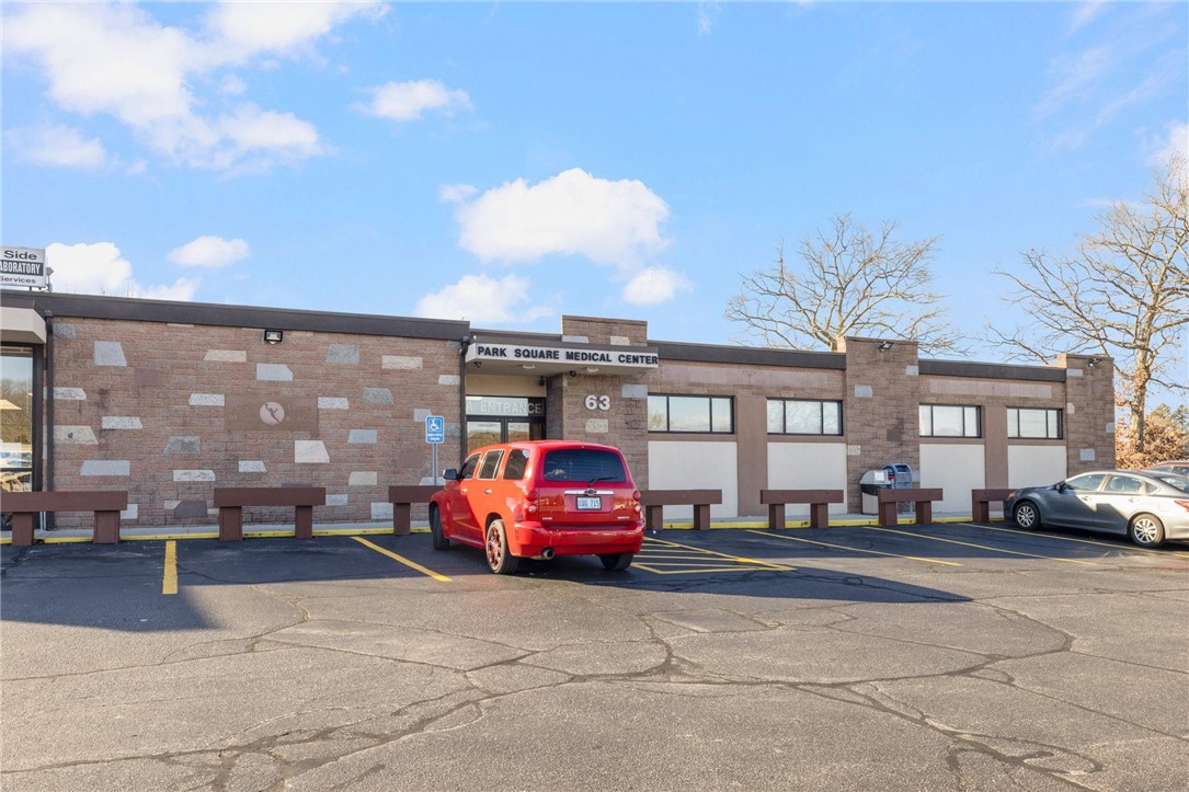 63 Eddie Dowling Highway