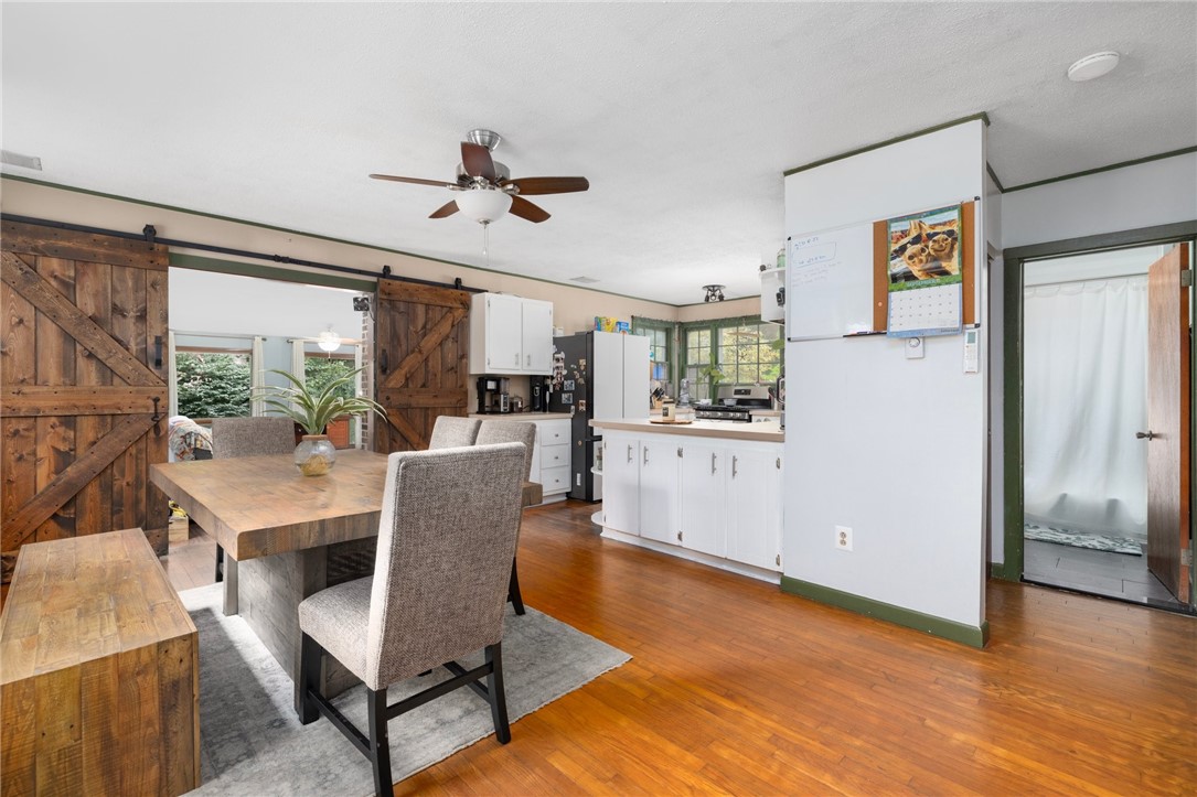 3867 South County Trail