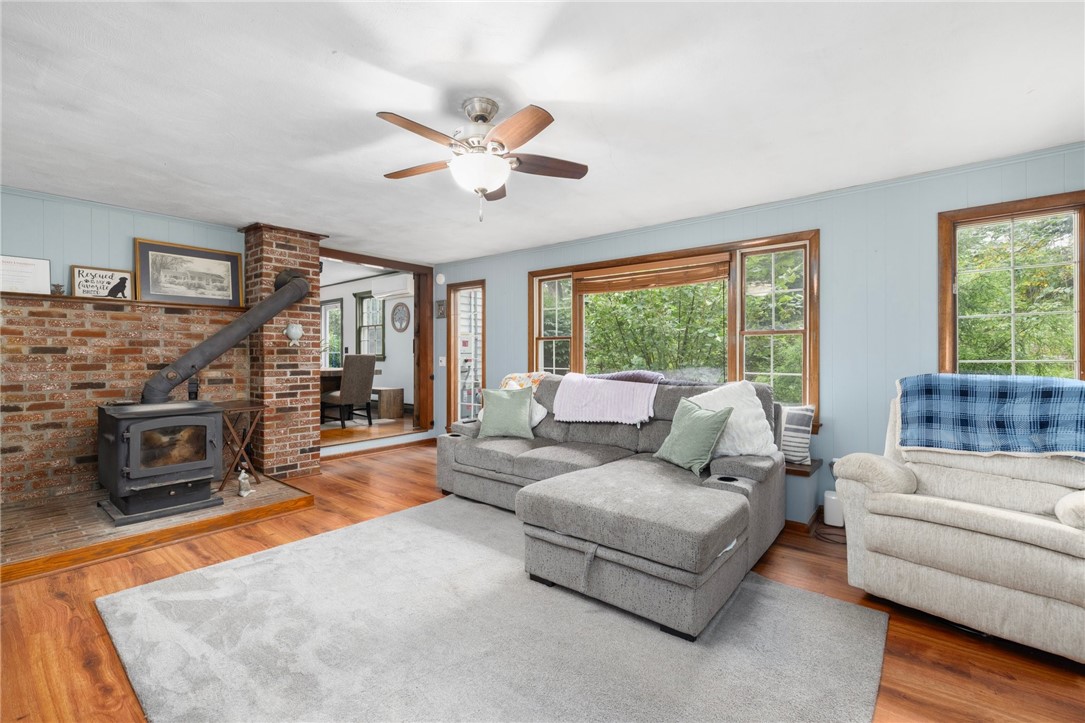 3867 South County Trail