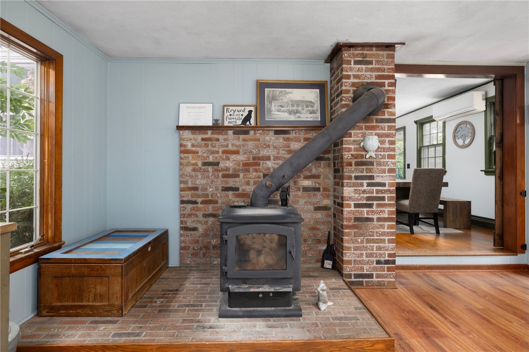 3867 South County Trail