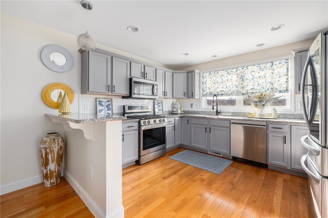 1209 CENTERVILLE Road 5