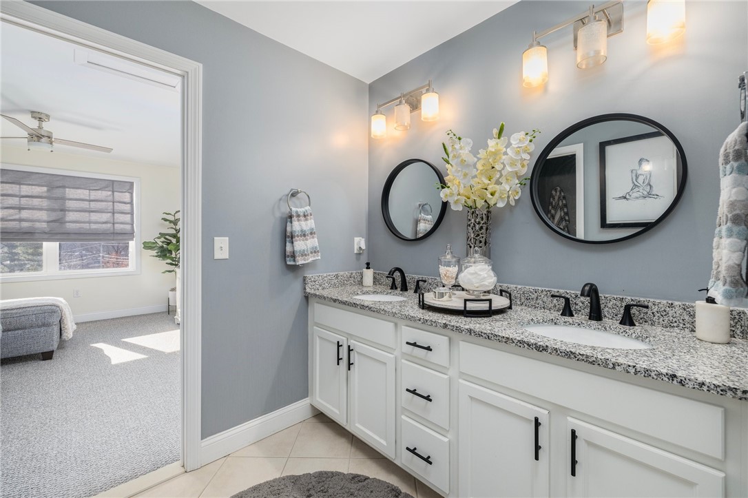 1209 CENTERVILLE Road 5