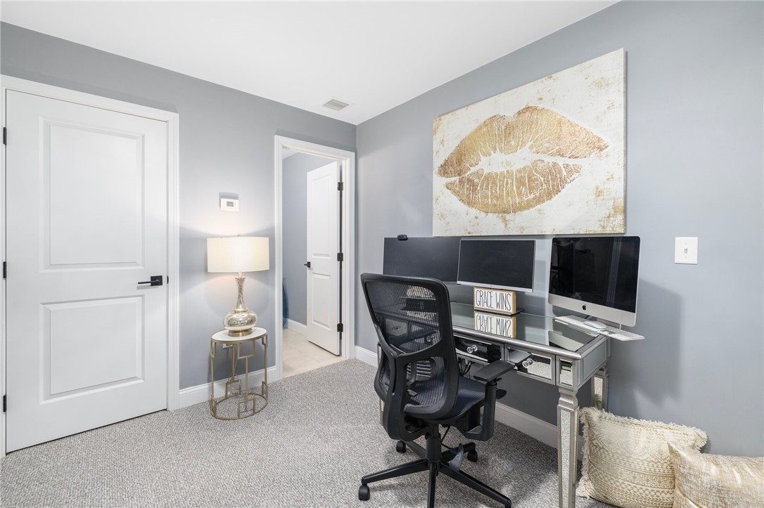 1209 CENTERVILLE Road 5