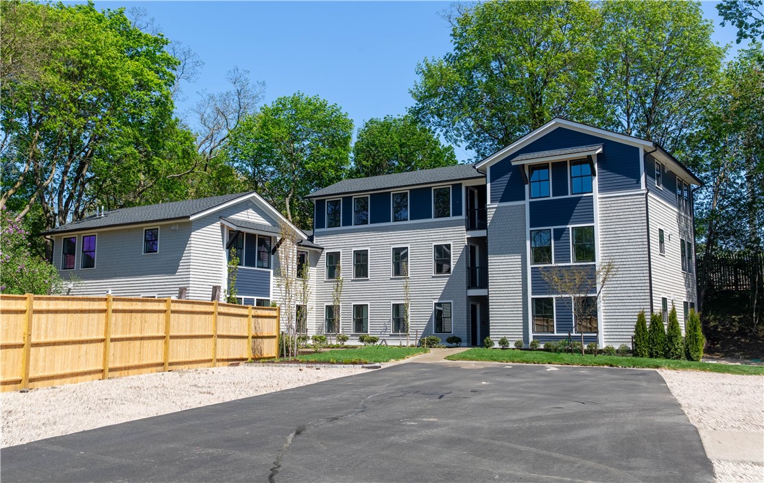 32 Exchange Street 104