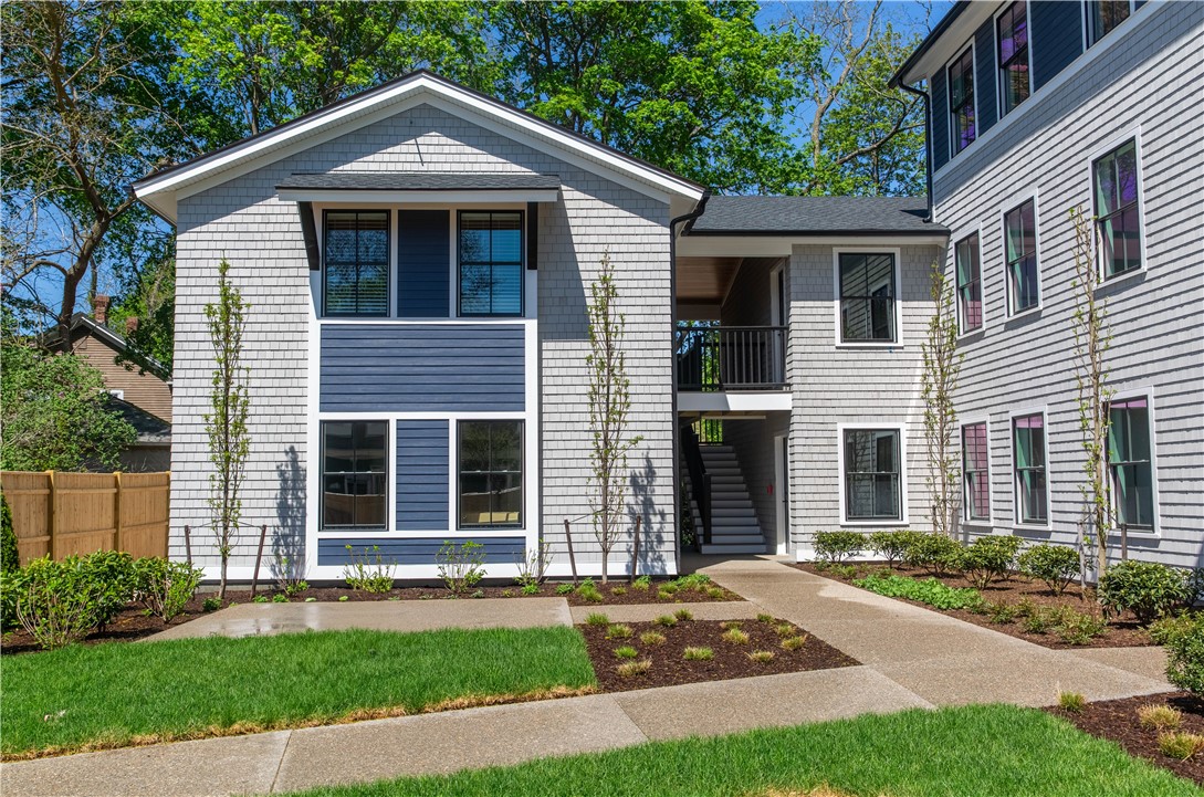 32 Exchange Street 104