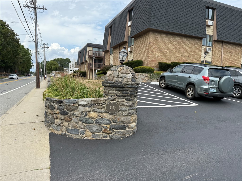 4162 NE Post Road 12