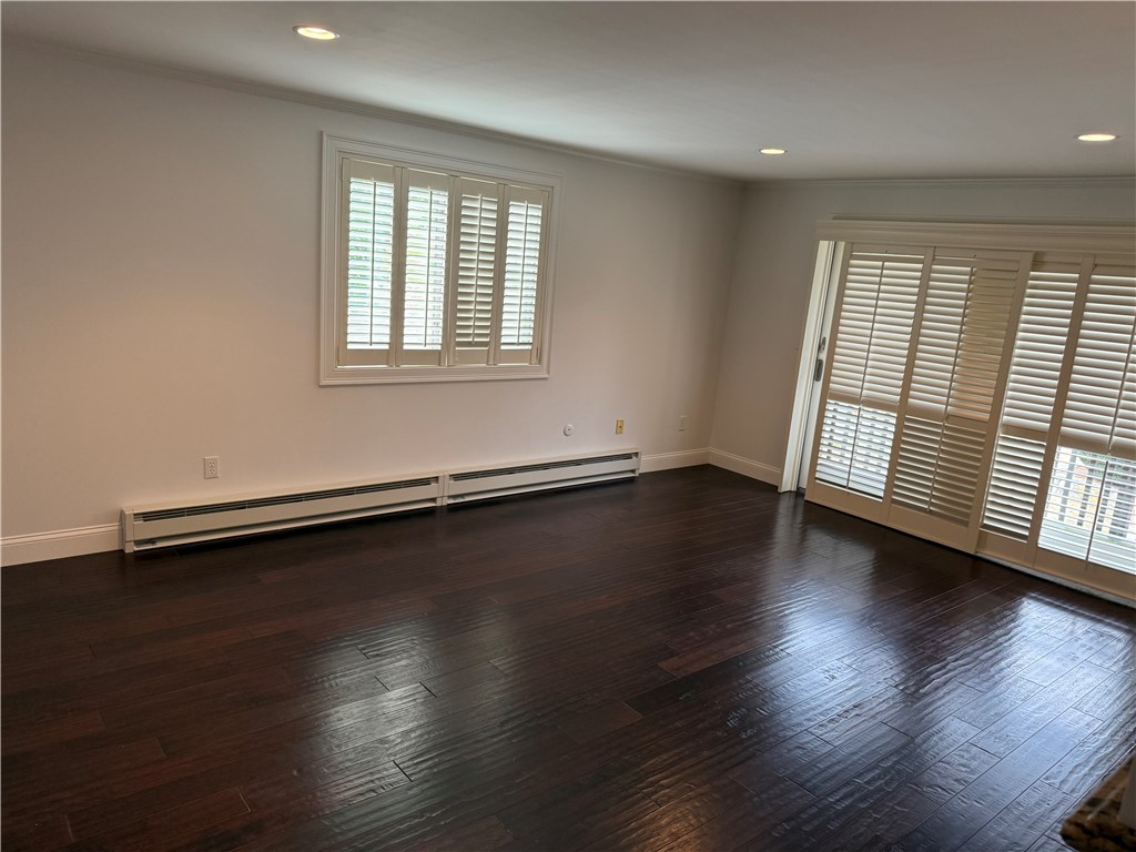 4162 NE Post Road 12