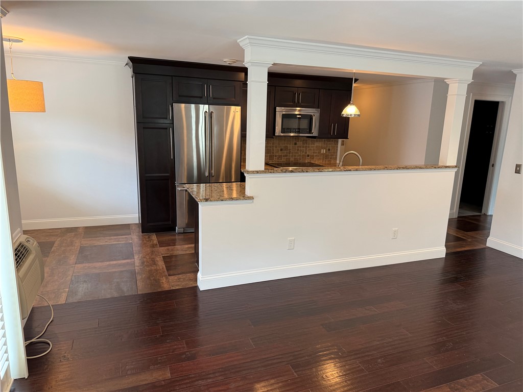 4162 NE Post Road 12