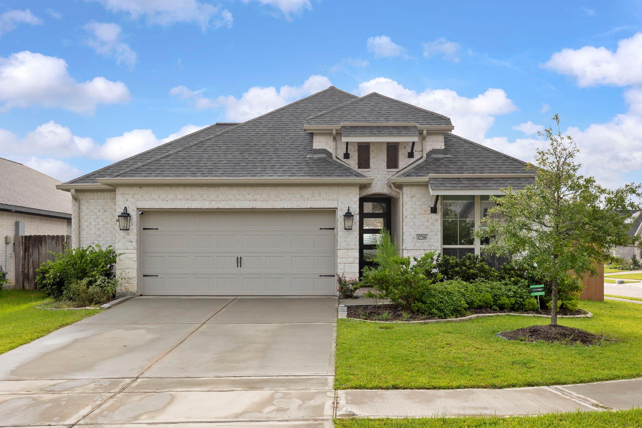 42208 Cubierto Trace