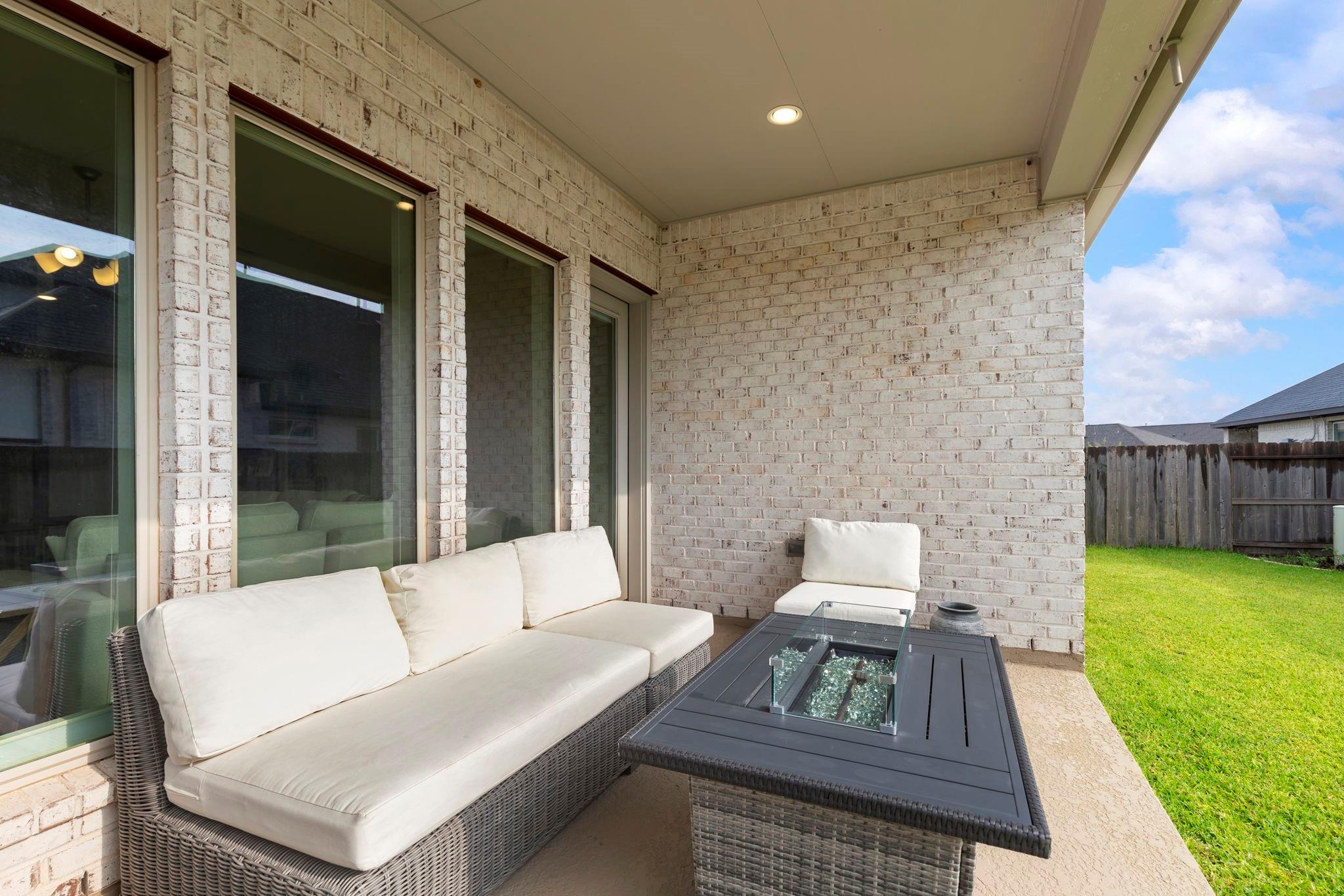 42208 Cubierto Trace