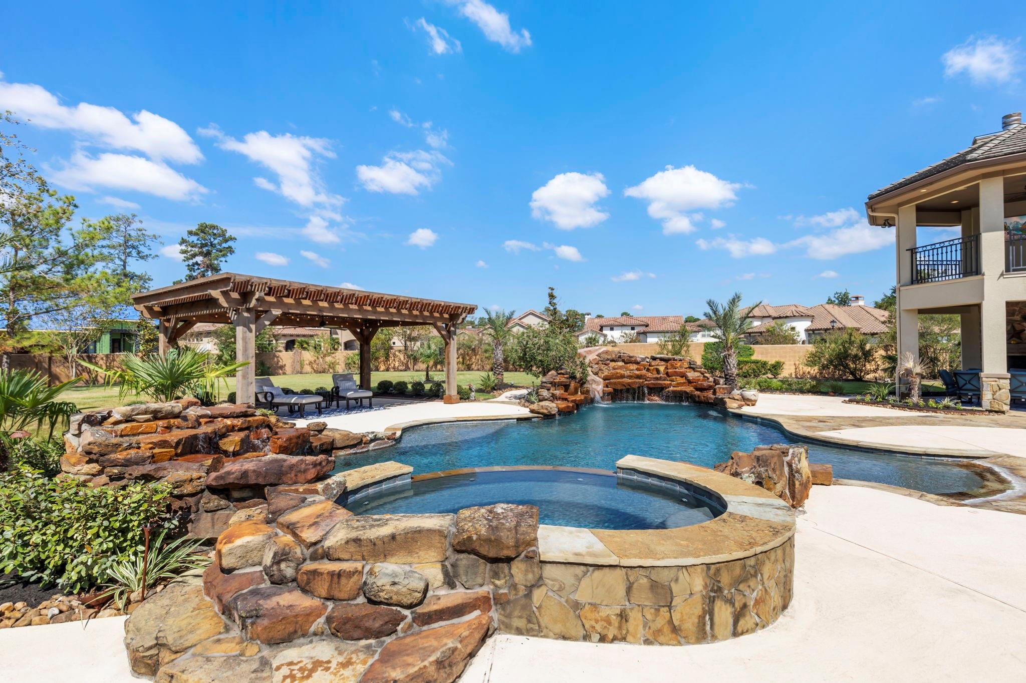 13 Pleasant Shadows Drive