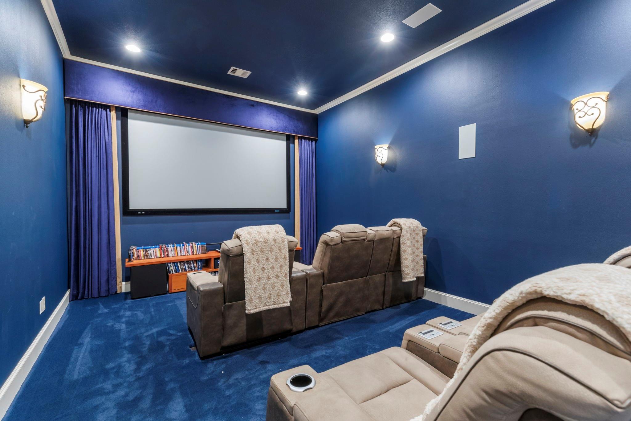 13 Pleasant Shadows Drive