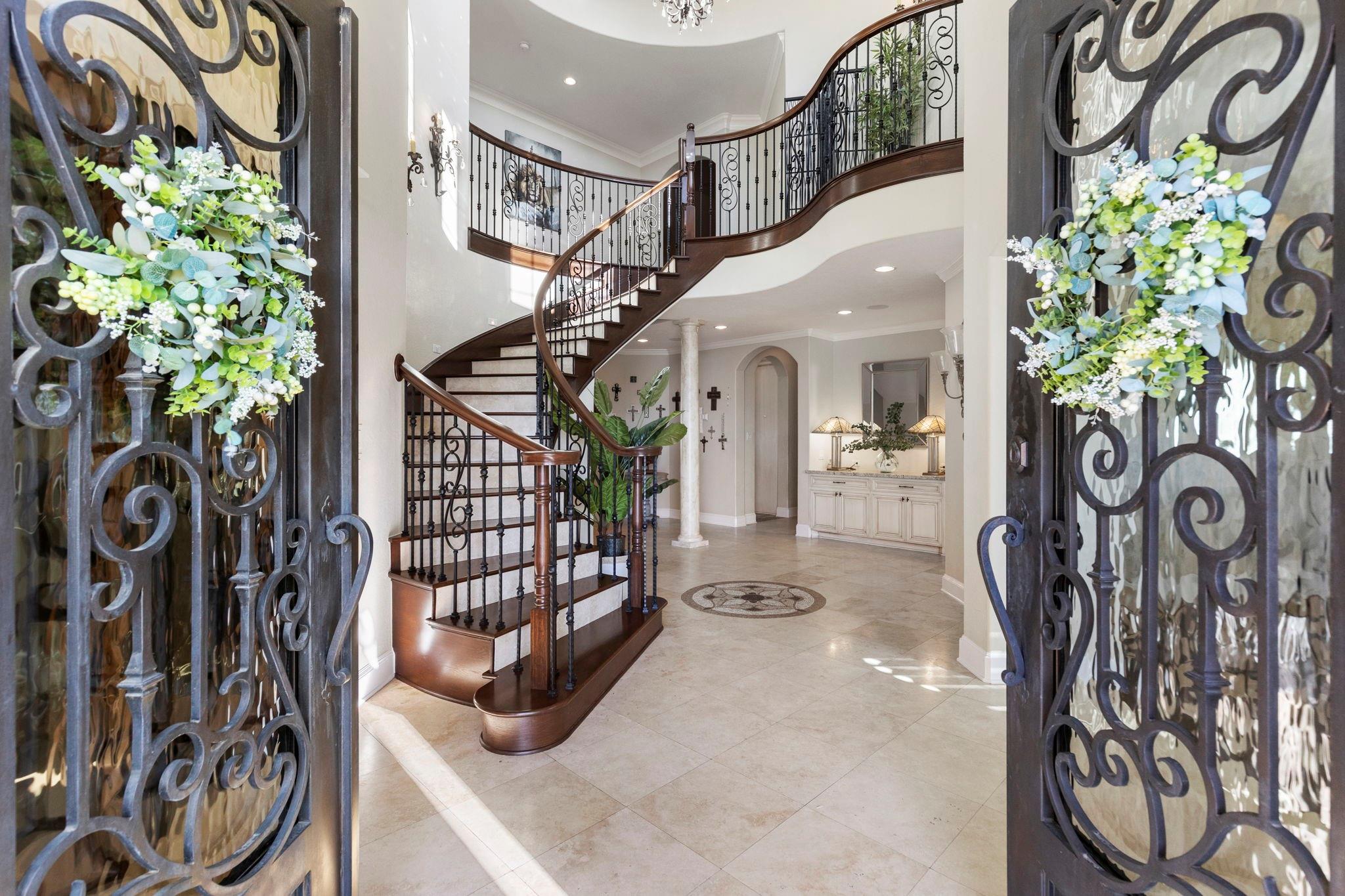 13 Pleasant Shadows Drive