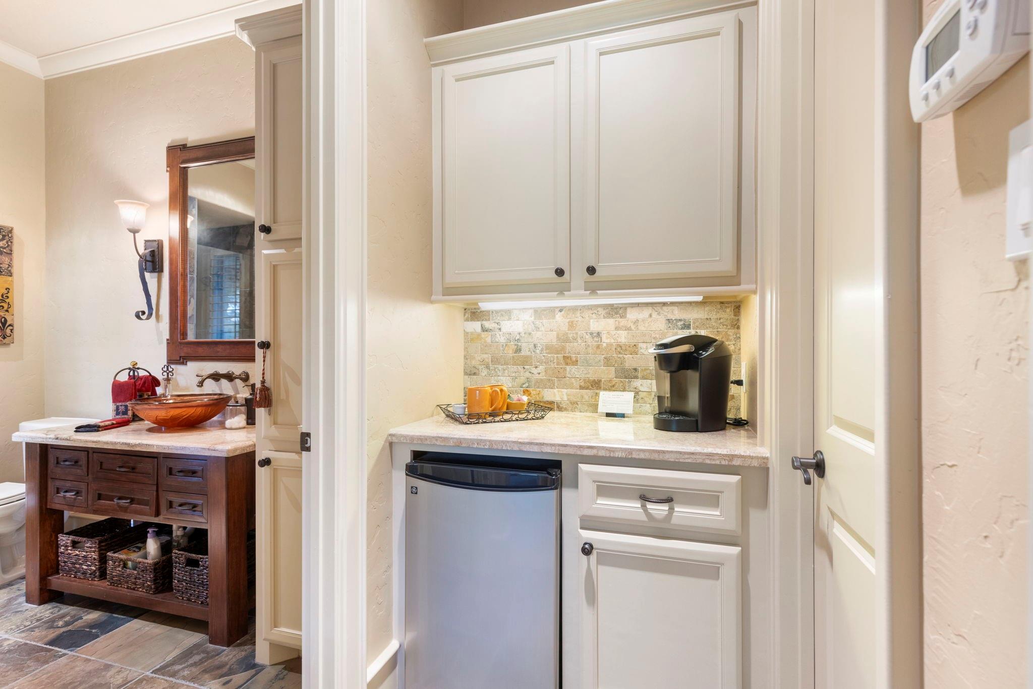 38 Post Shadow Estate Drive