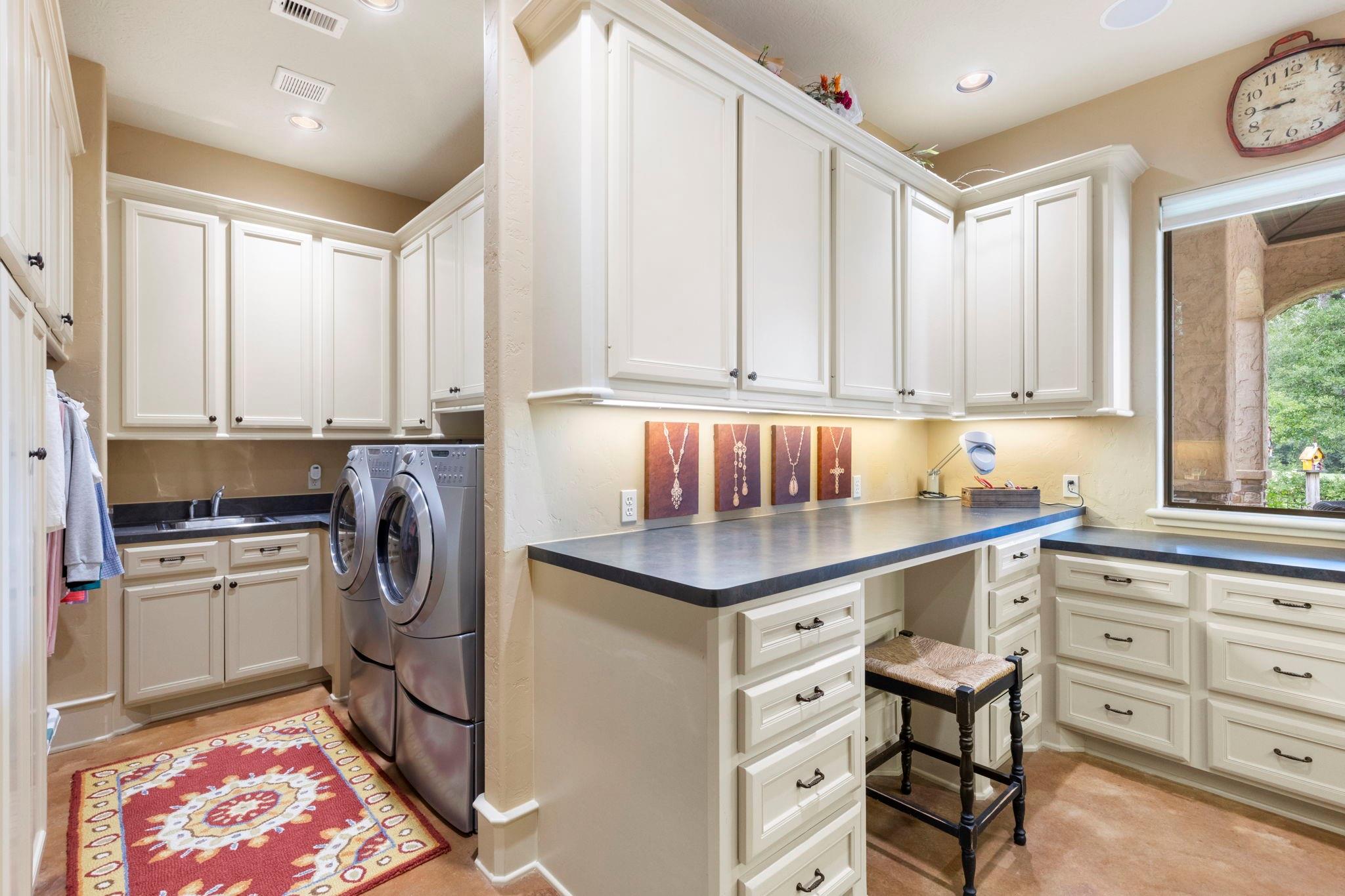 38 Post Shadow Estate Drive