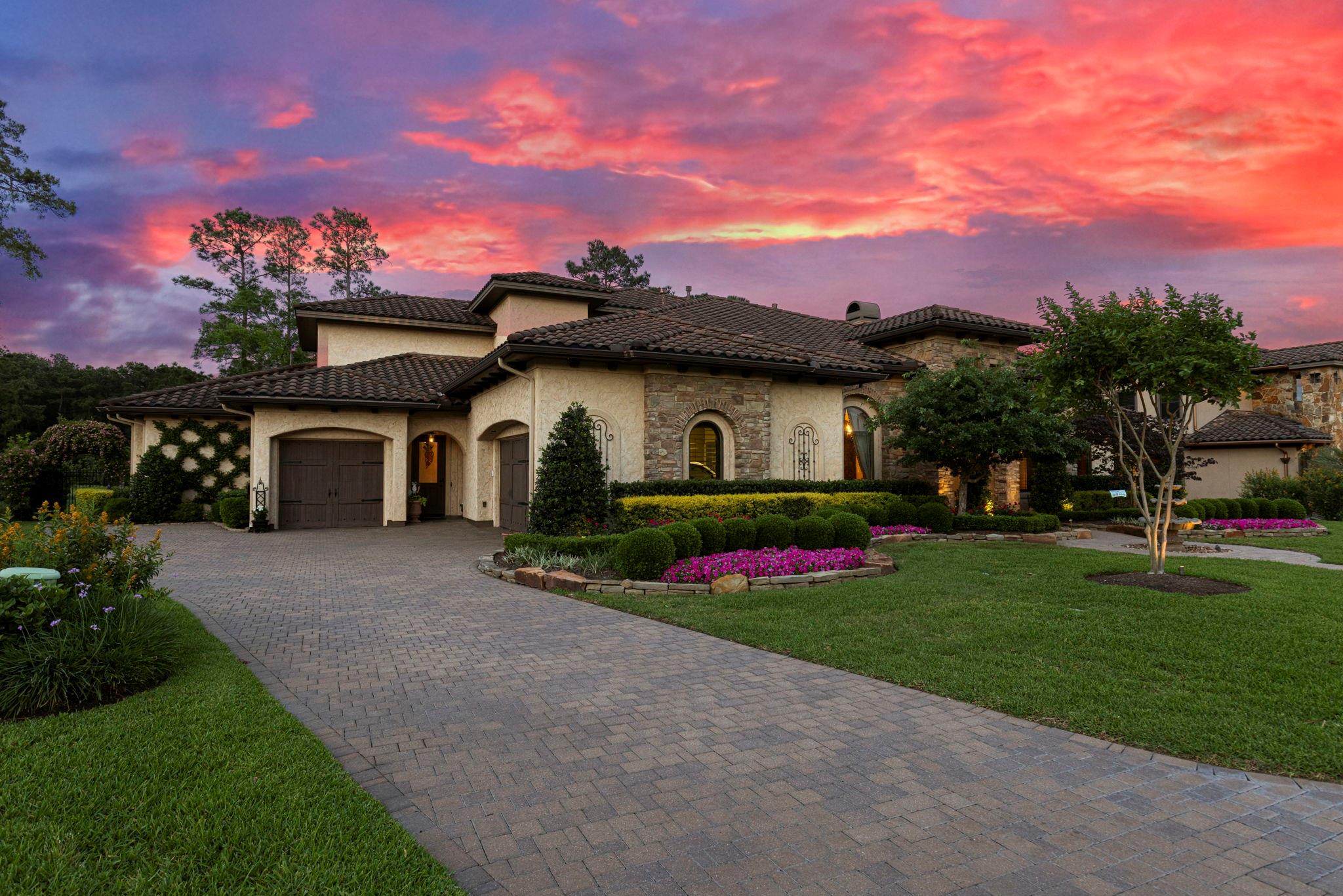 38 Post Shadow Estate Drive