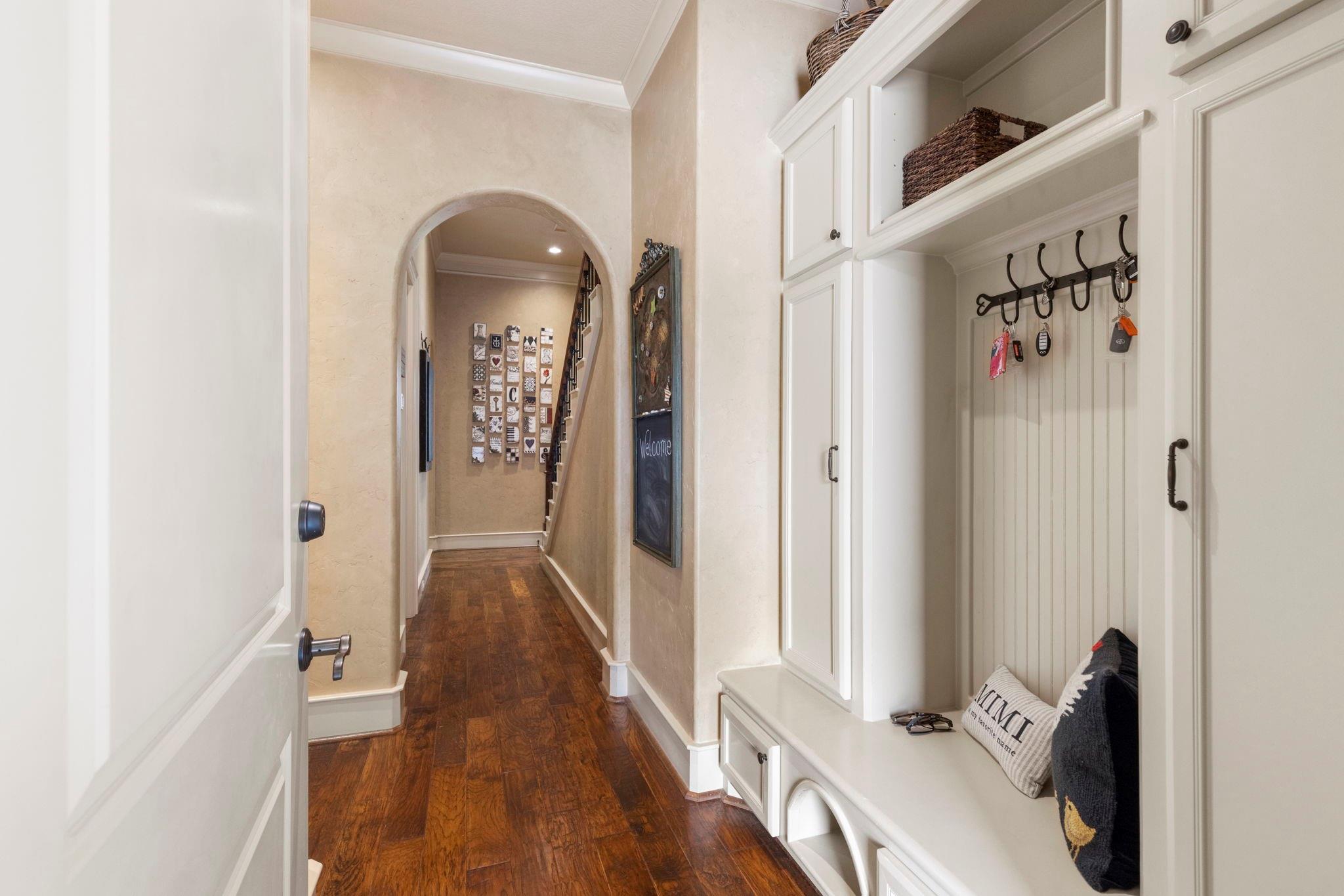 38 Post Shadow Estate Drive