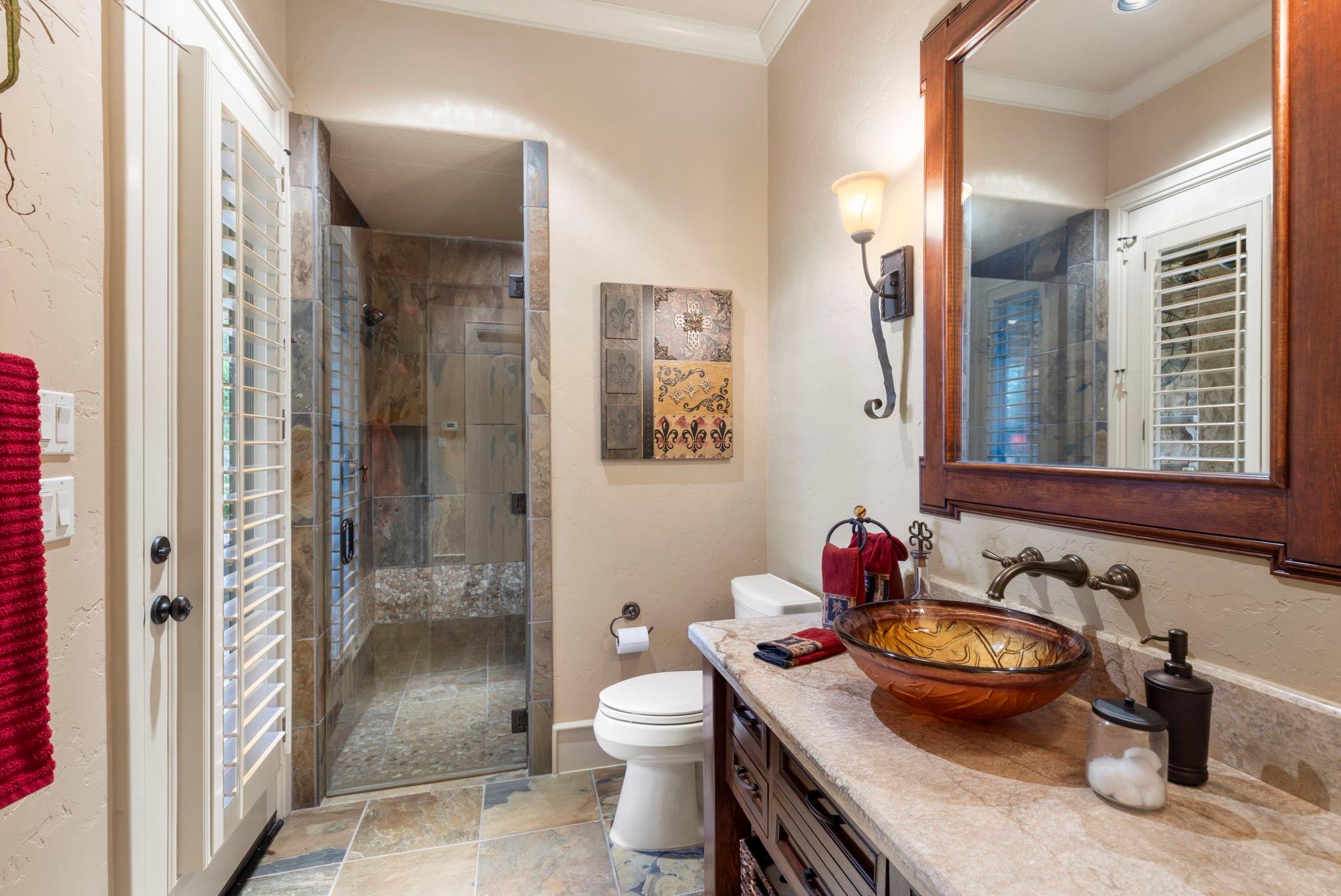 38 Post Shadow Estate Drive