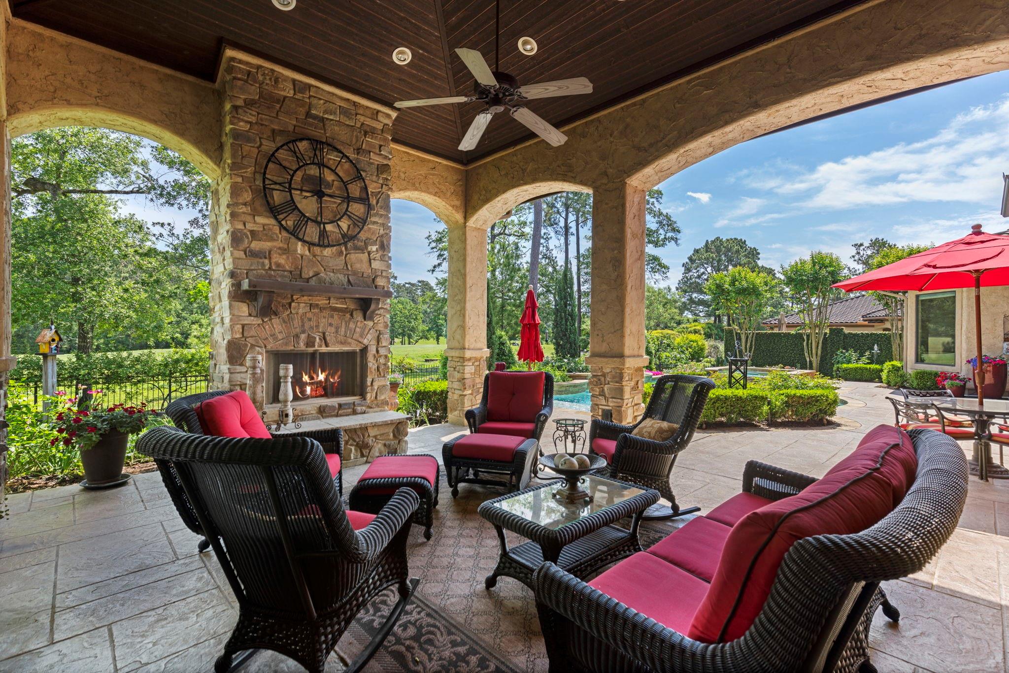 38 Post Shadow Estate Drive