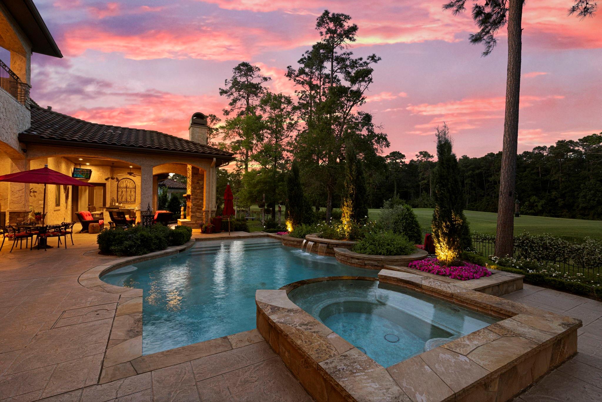 38 Post Shadow Estate Drive