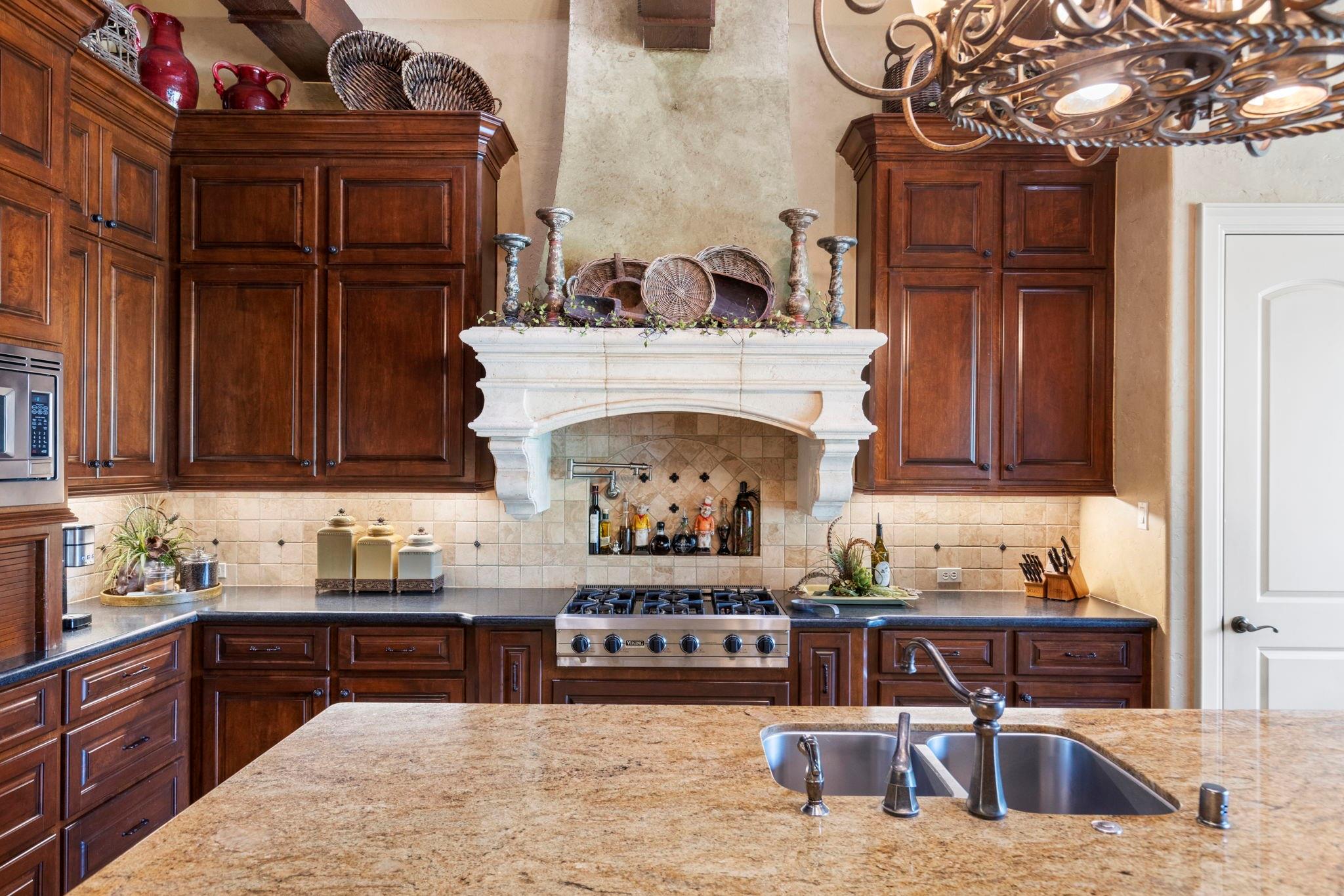 38 Post Shadow Estate Drive