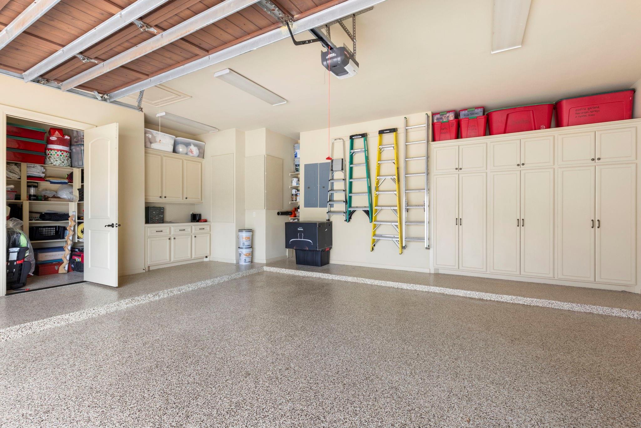 38 Post Shadow Estate Drive