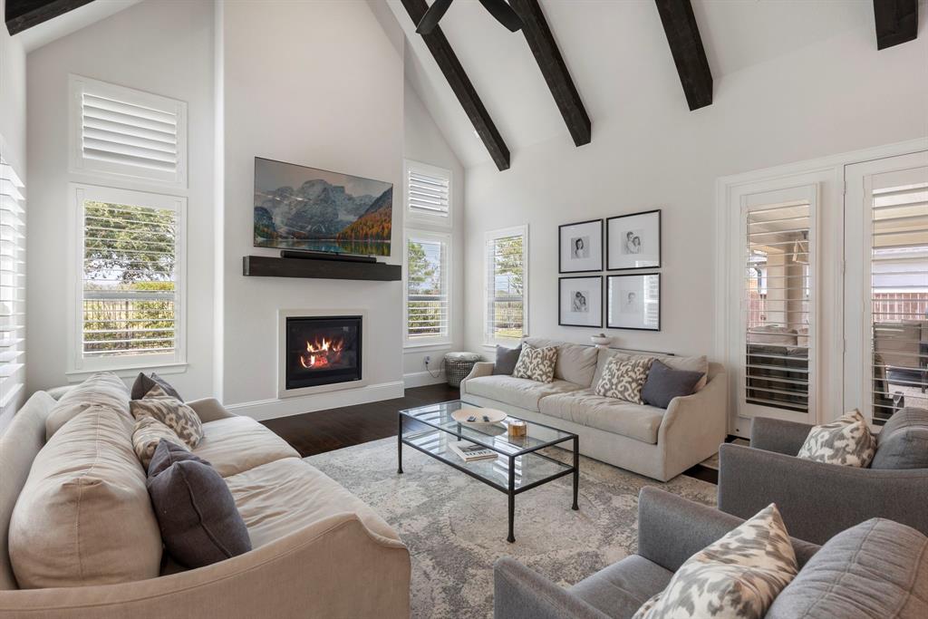6914 Champion Trail