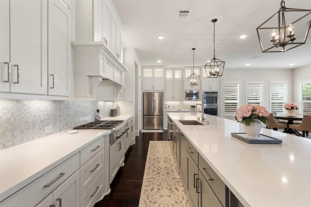 6914 Champion Trail