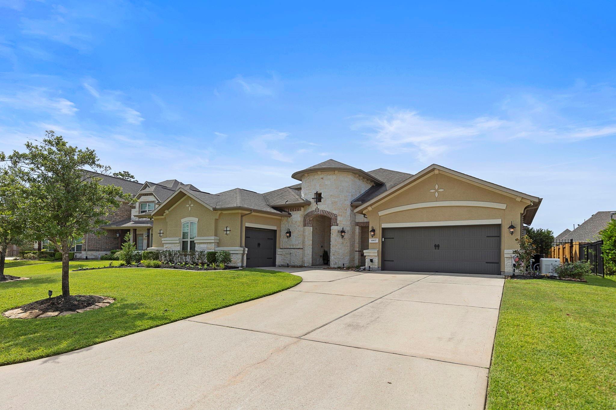 6807 Russet Springs Lane