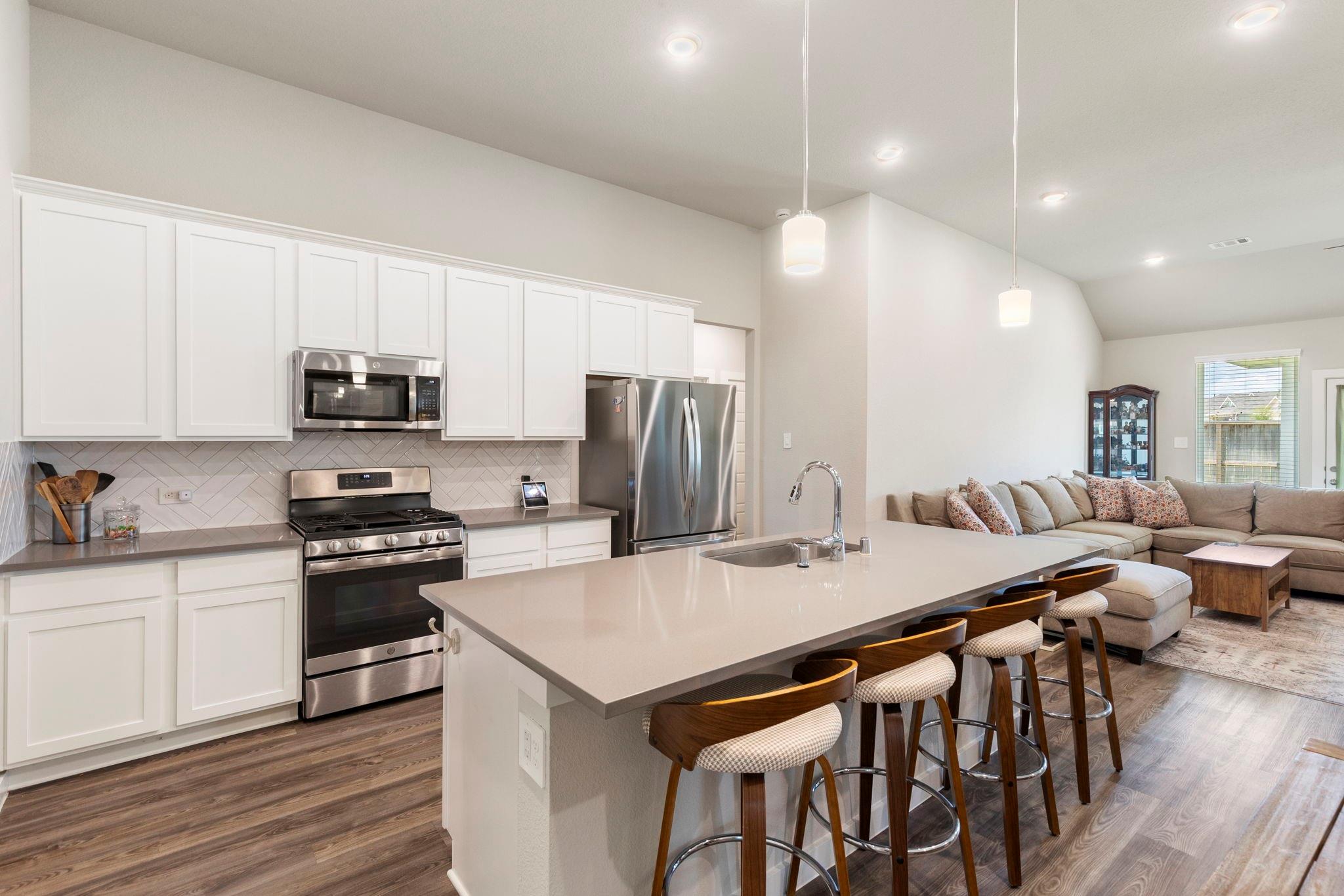 716 Ivory Creek Court
