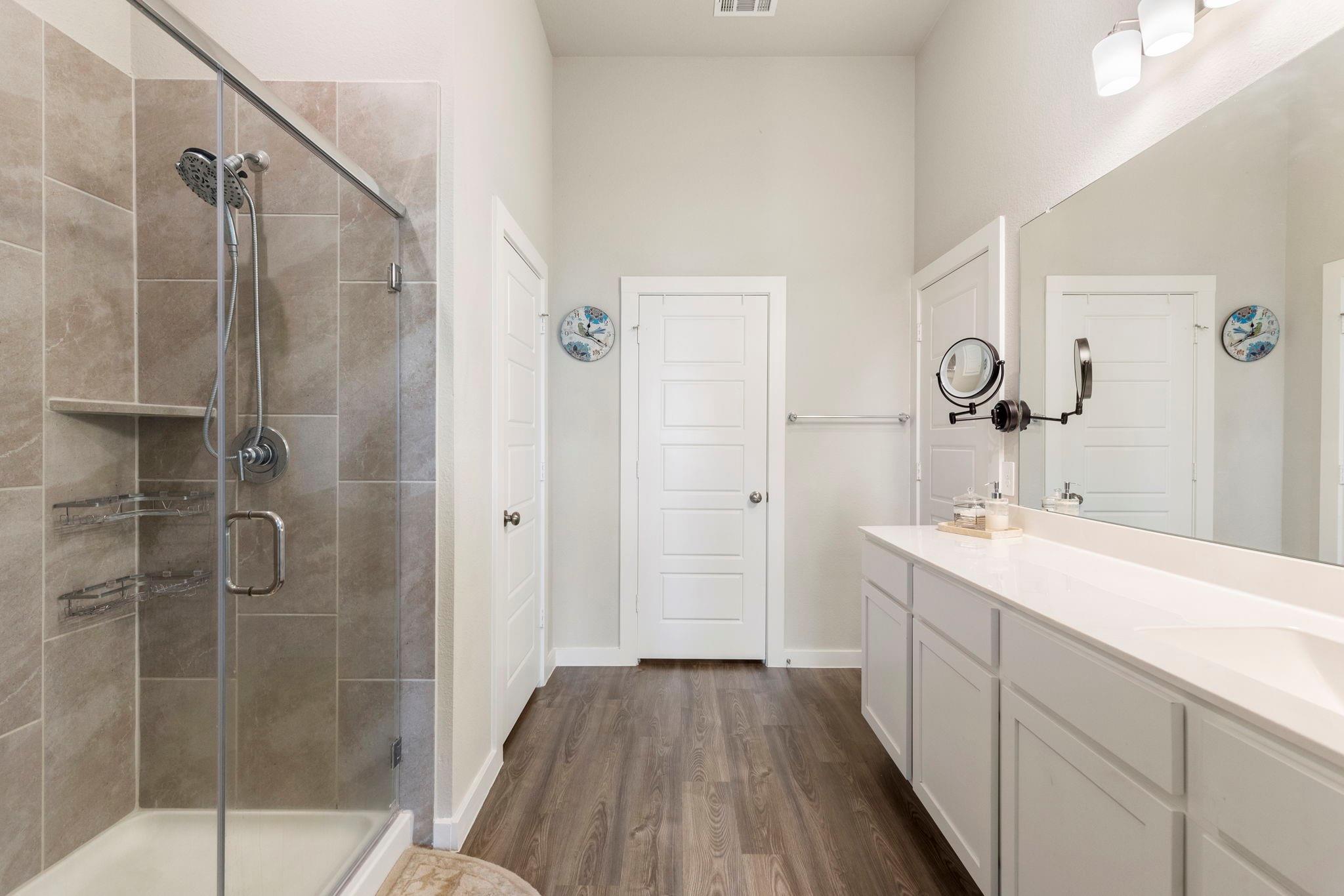 716 Ivory Creek Court