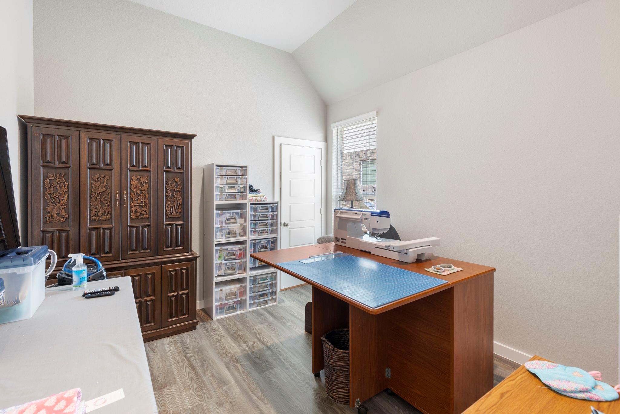 716 Ivory Creek Court