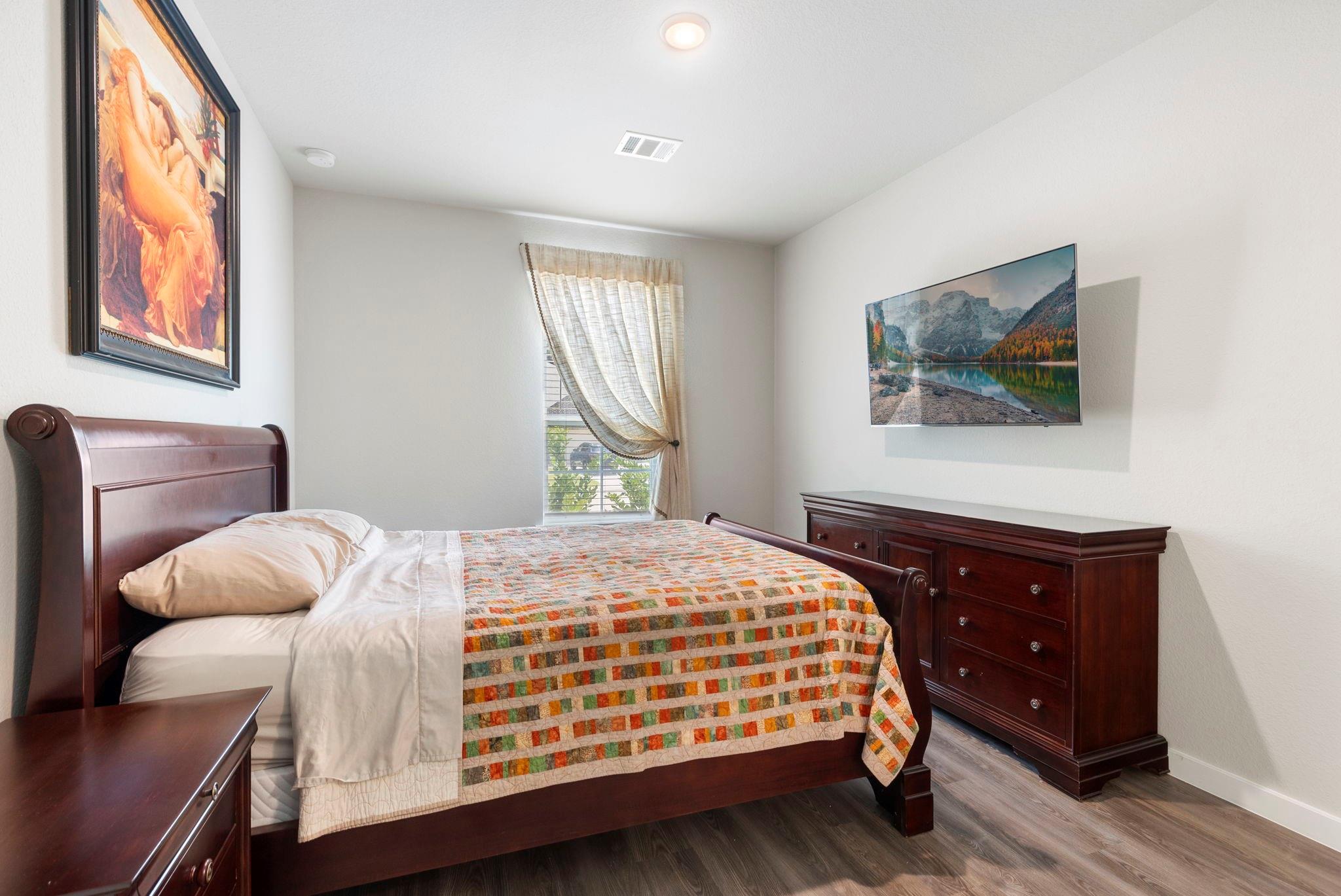 716 Ivory Creek Court
