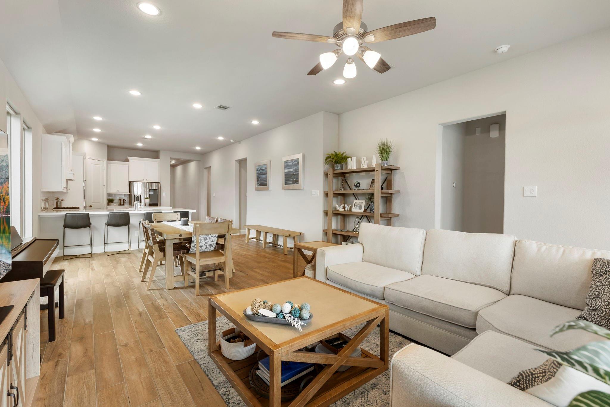 42208 Cubierto Trace