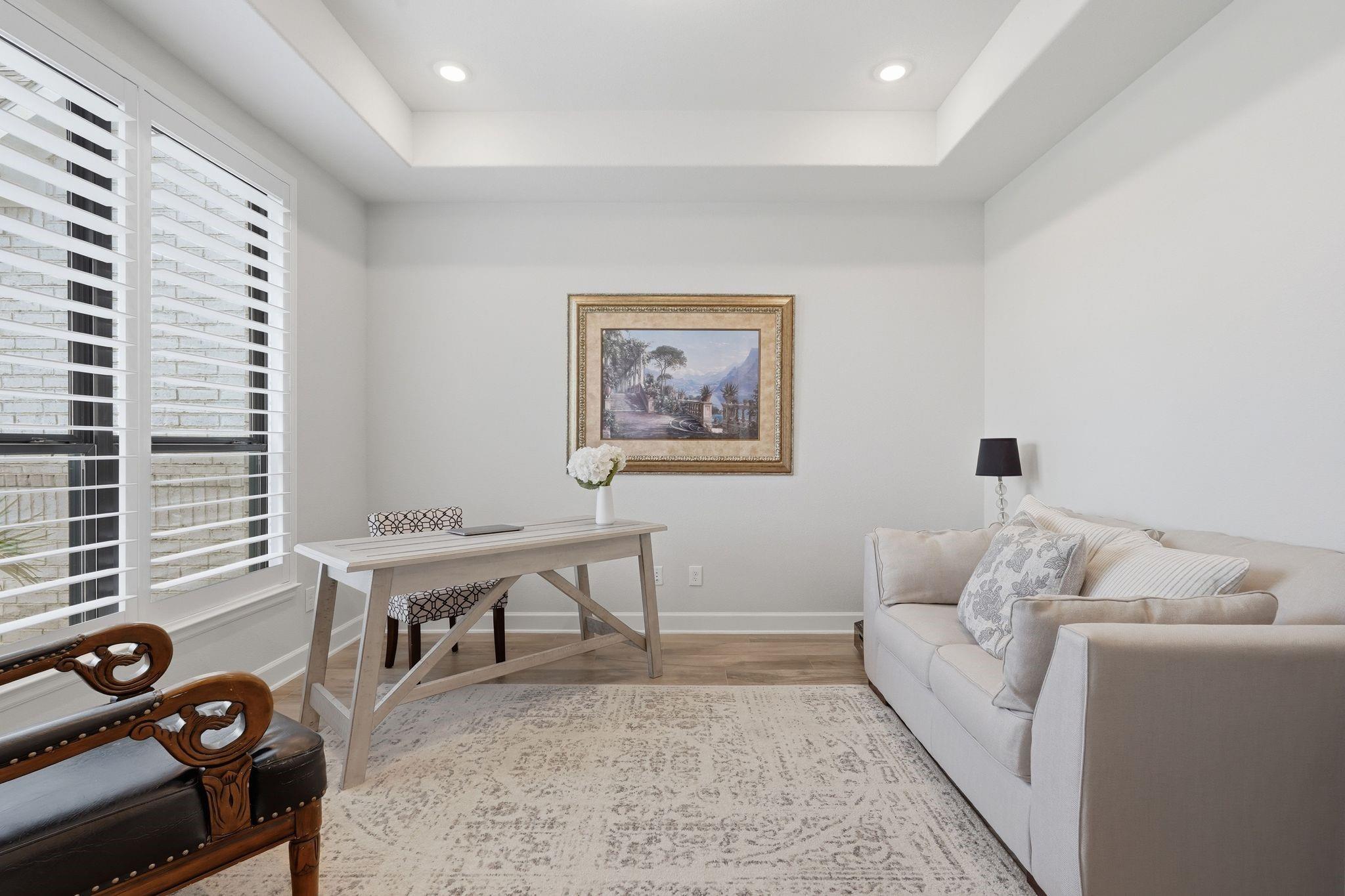 25011 Oxbow Lake Lane