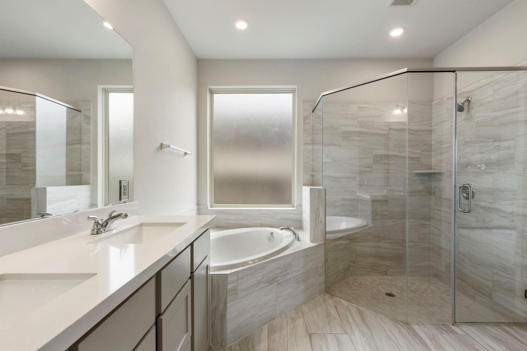 42208 Cubierto Trace