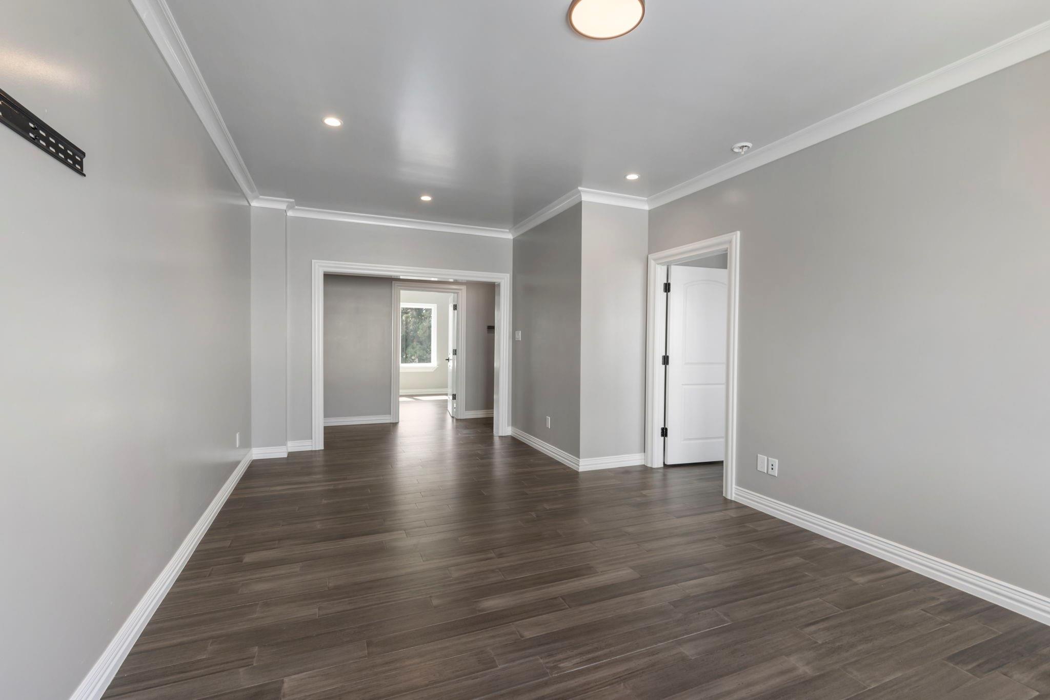 2 Little Sorrell Court