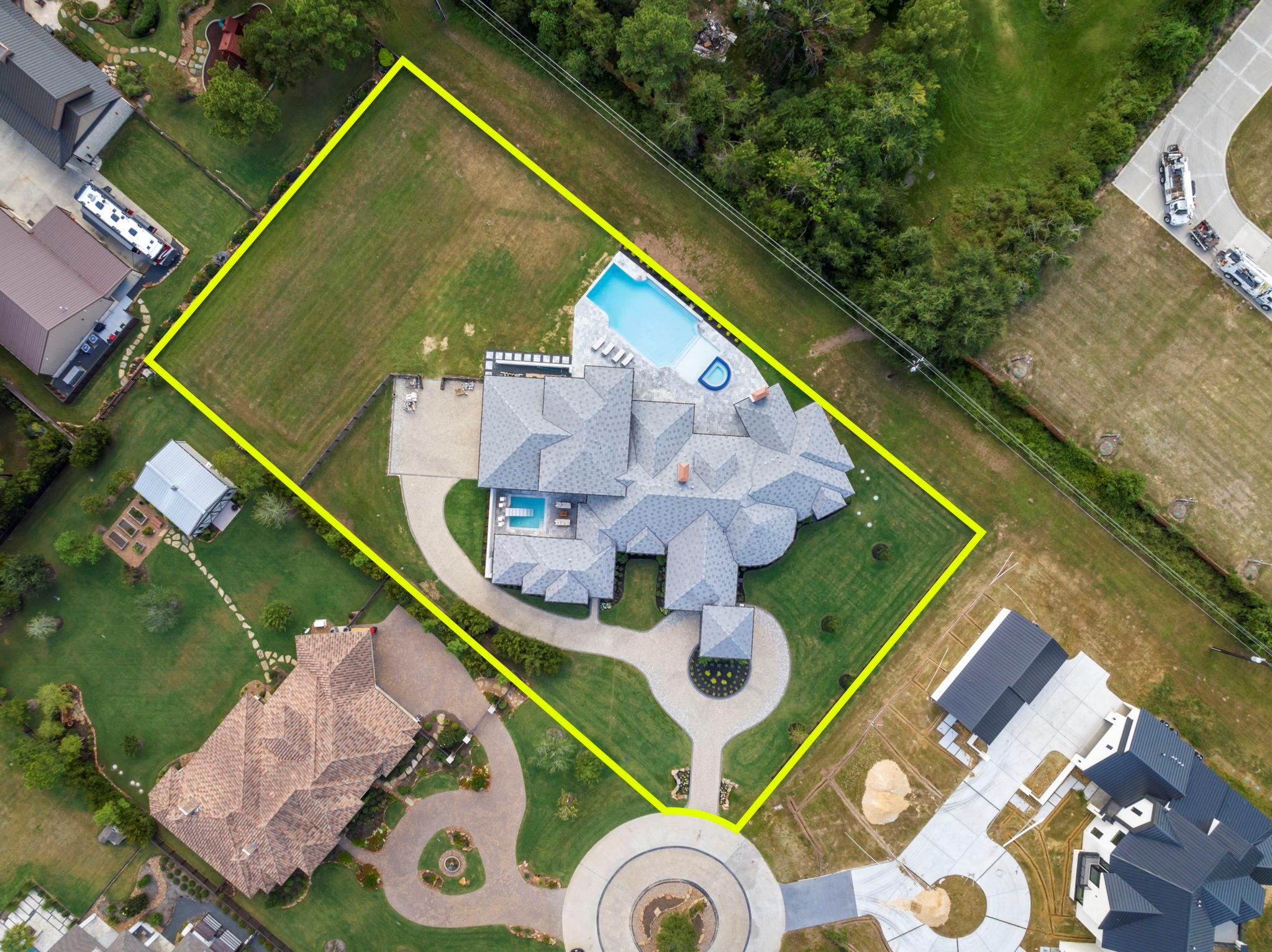 2 Little Sorrell Court