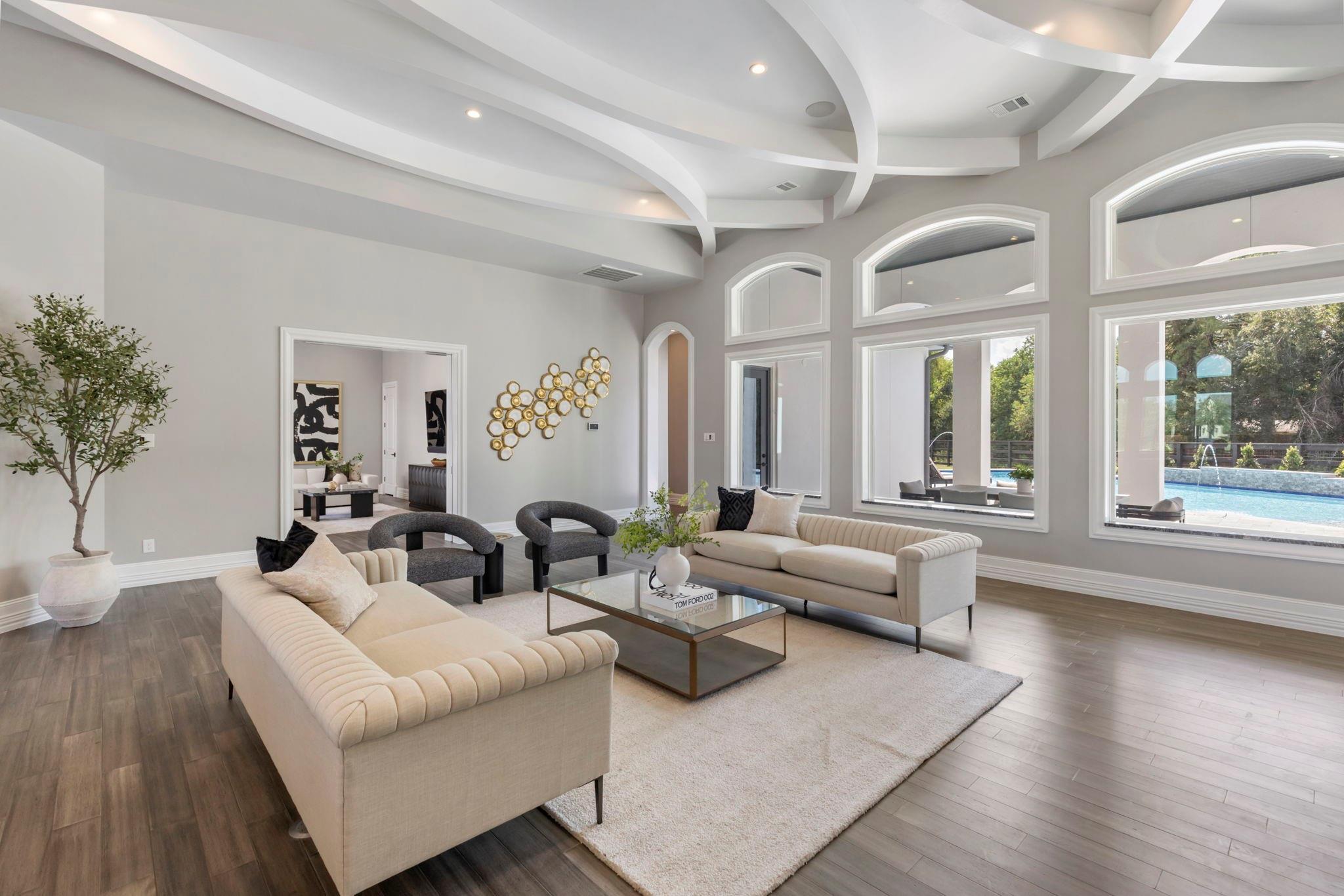 2 Little Sorrell Court