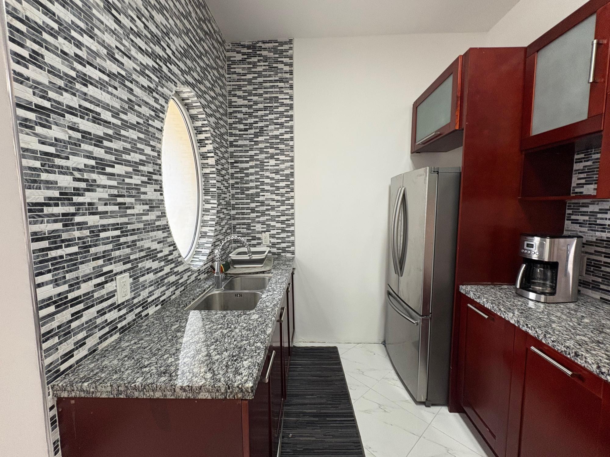 2/2.5 LYFORD HILLS Unit: Unit 5
